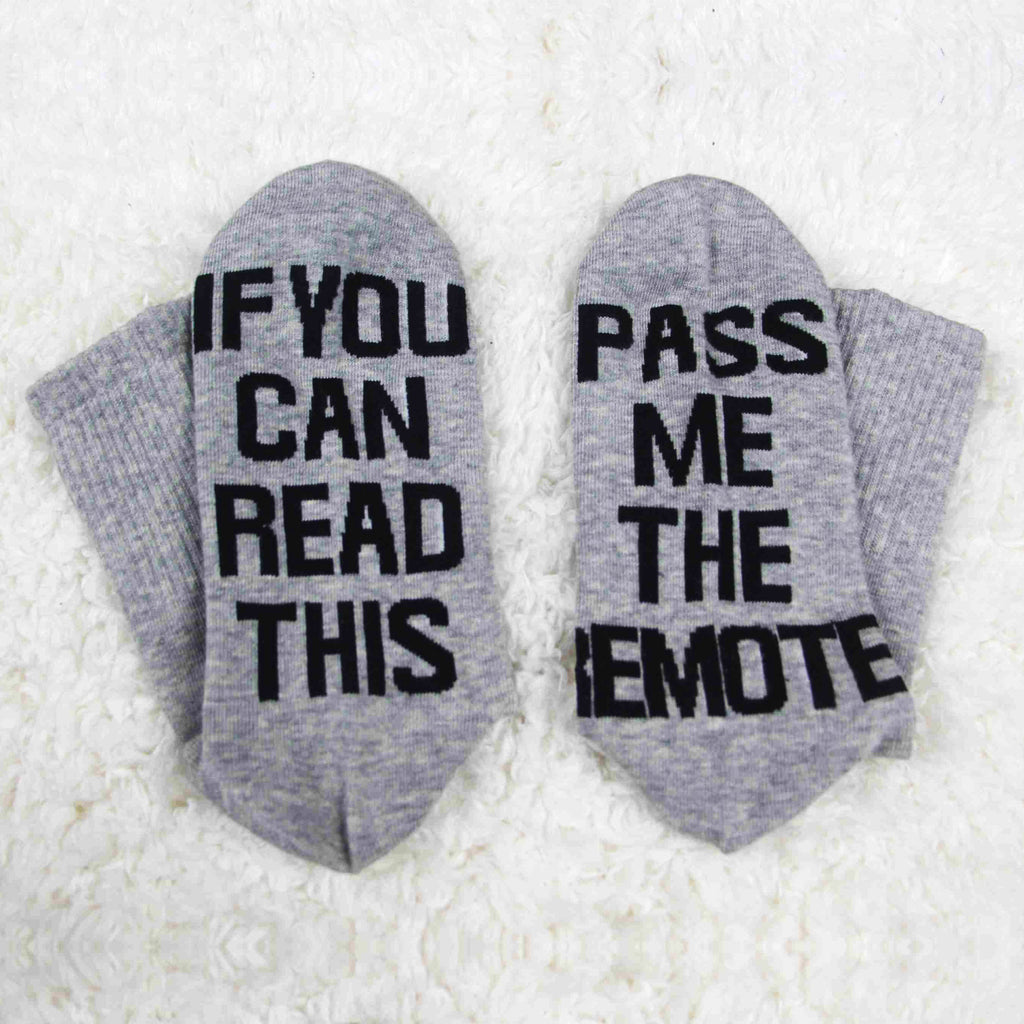 PASS ME THE REMOTE’ Printed Casual Mid Tube Socks – Non-Slip Gift Socks with Letter Design