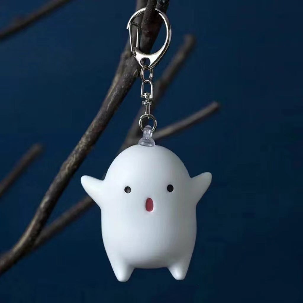 White Spirit Totoro Keychain – Ghibli-Inspired Pendant for Bags & Keys