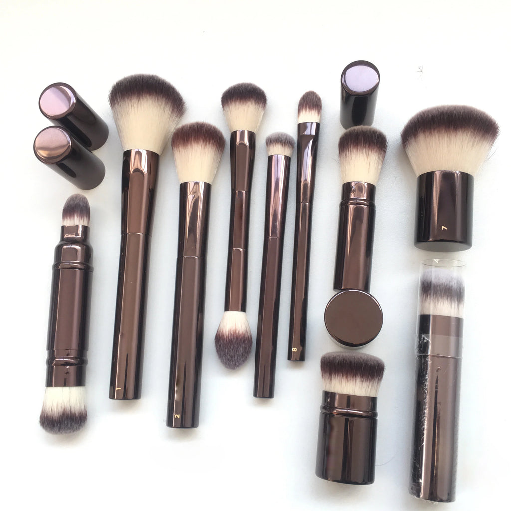 Versatile Makeup Brush