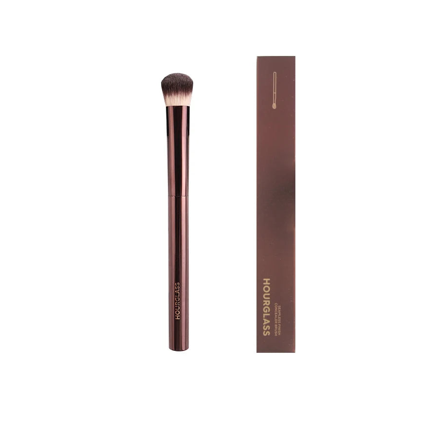 Versatile Makeup Brush