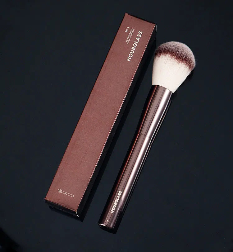 Versatile Makeup Brush