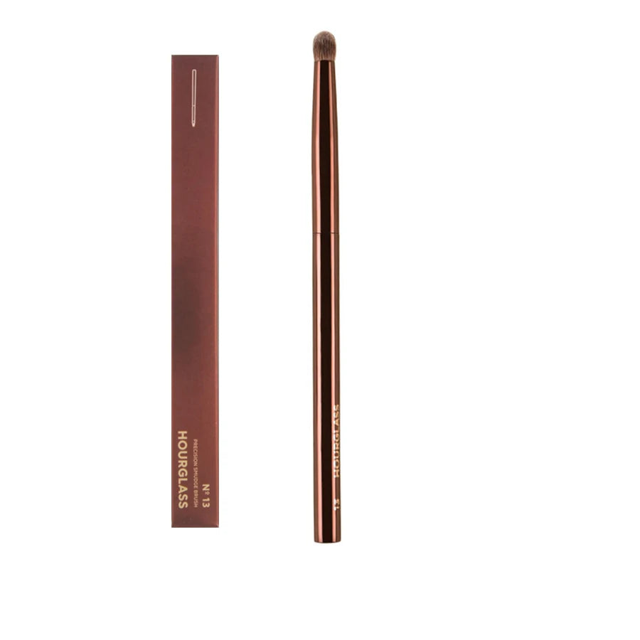 Versatile Makeup Brush