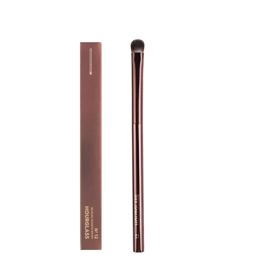 Versatile Makeup Brush